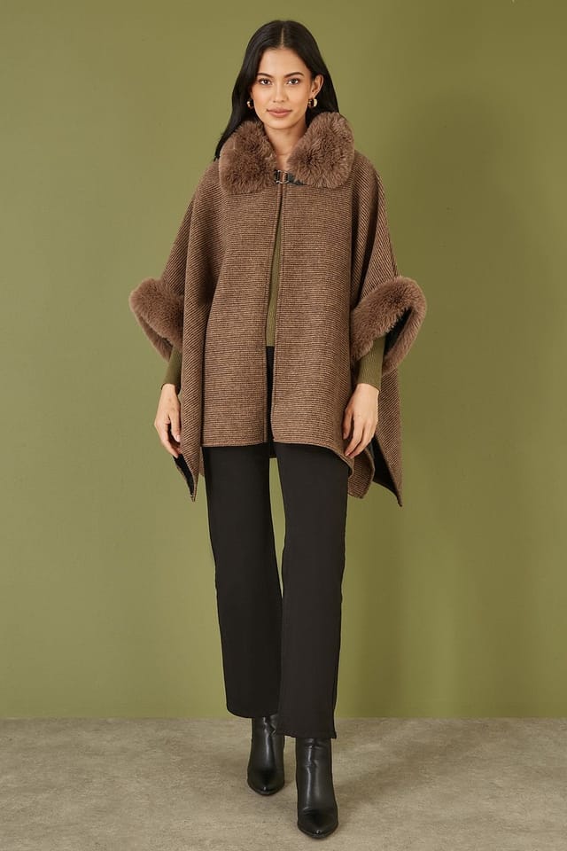 Yumi Yumi Women's Brown Cape With Luxe Fur Trim & Lining - 3