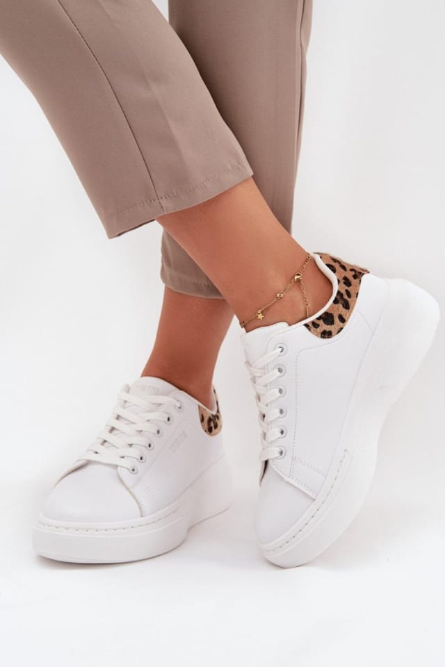 Love Lace Love Lace Women's Big Star Platform Sneakers in with Comfort Foam in White - 3