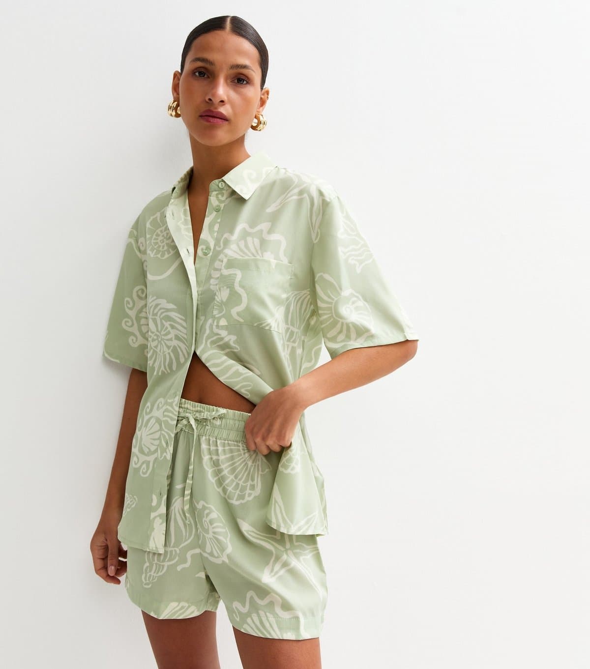 New Look New Look Green Shell Print Collared Shirt