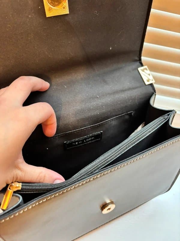 New Look New Look Crossbody Bag with adjustable straps - Khaki