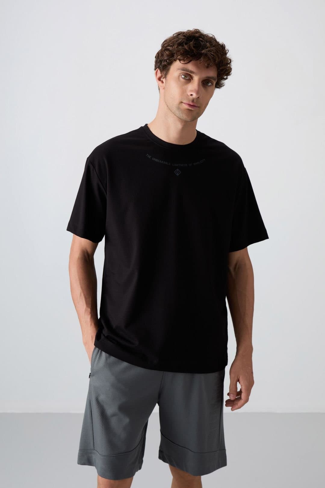 Tommy Life Tommy Life Men's Oversized Printed Crew Neck T-Shirt in Black