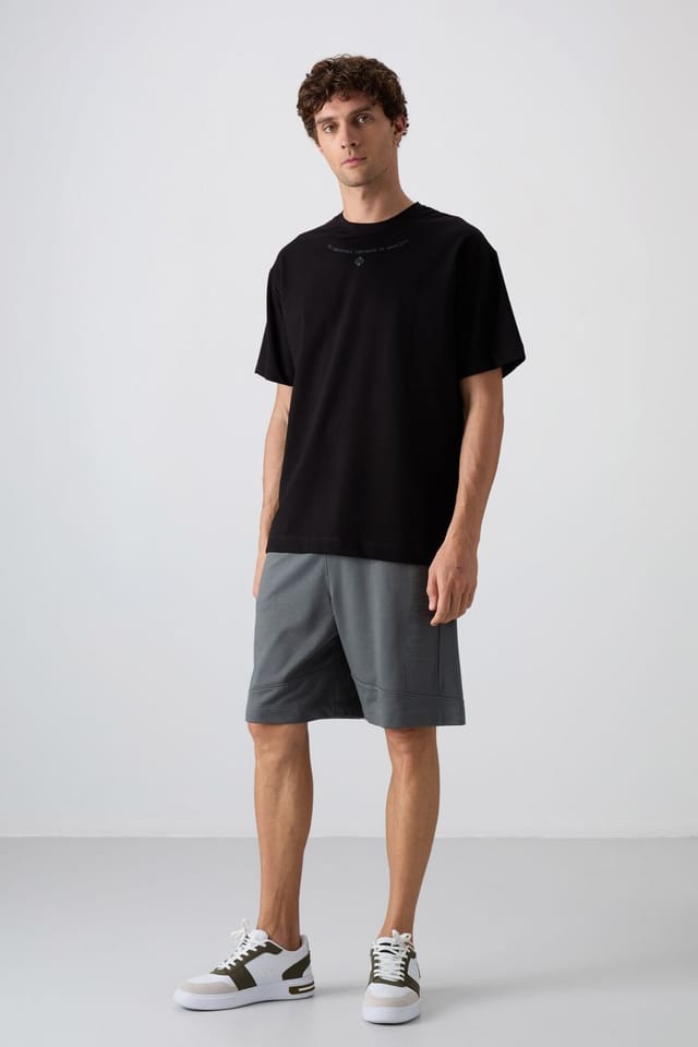 Tommy Life Tommy Life Men's Oversized Printed Crew Neck T-Shirt in Black - 2