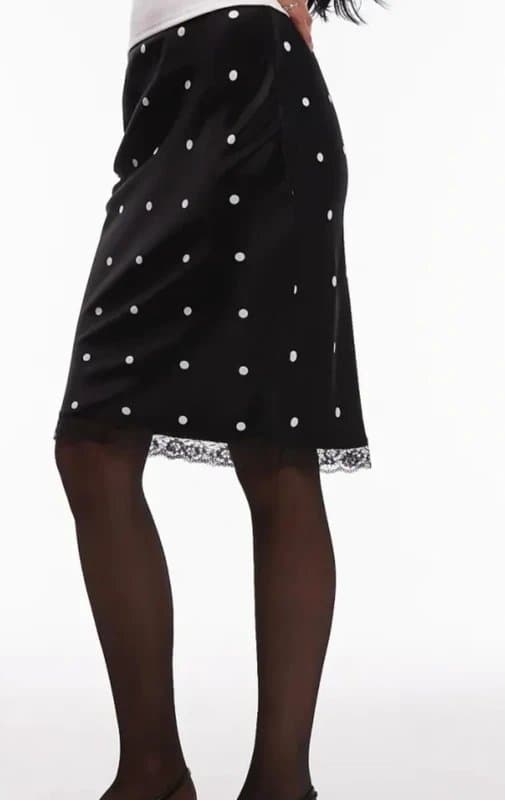 ASOS Satin lace trim 90s midi, polka dot skirt. Yk2 style.
