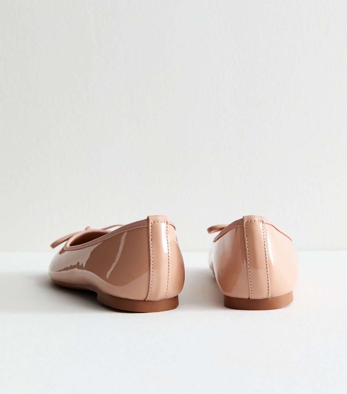 New Look Women's Oatmeal Patent Faux Leather Ballet Flats Vegan New Look - 4