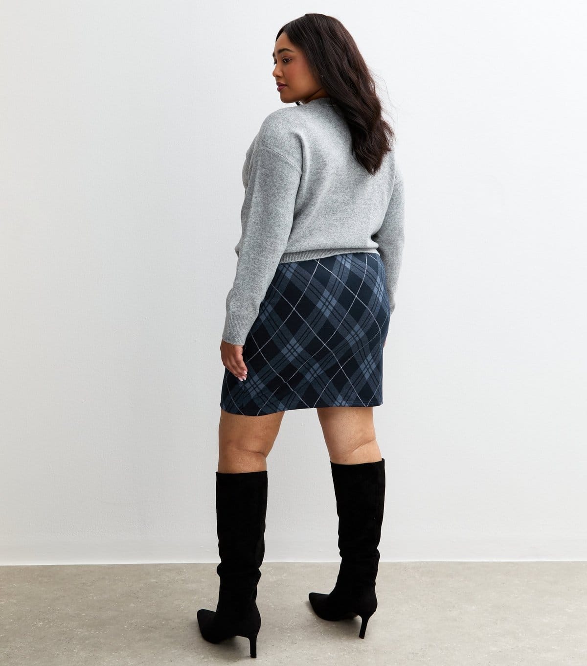 New Look Women's Plus Size Blue Checked Jacquard Tube Skirt Curves New Look - 4