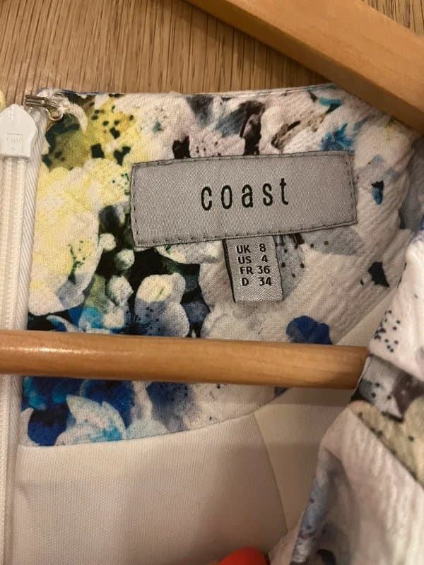 Coast Gorgeous cream dress from coast size 8 BNWOT