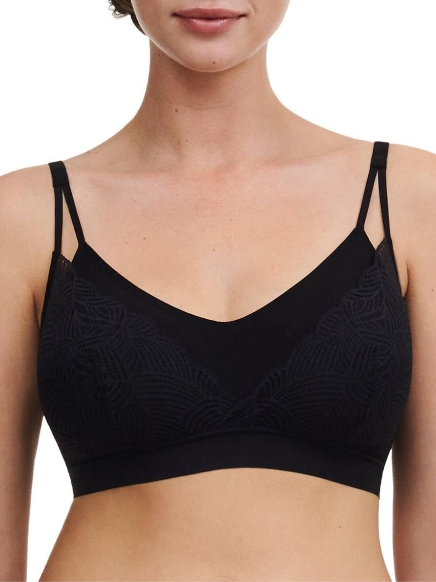 Chantelle Chantelle Women's SoftStretch Removable Pads Bralette in Black - 2