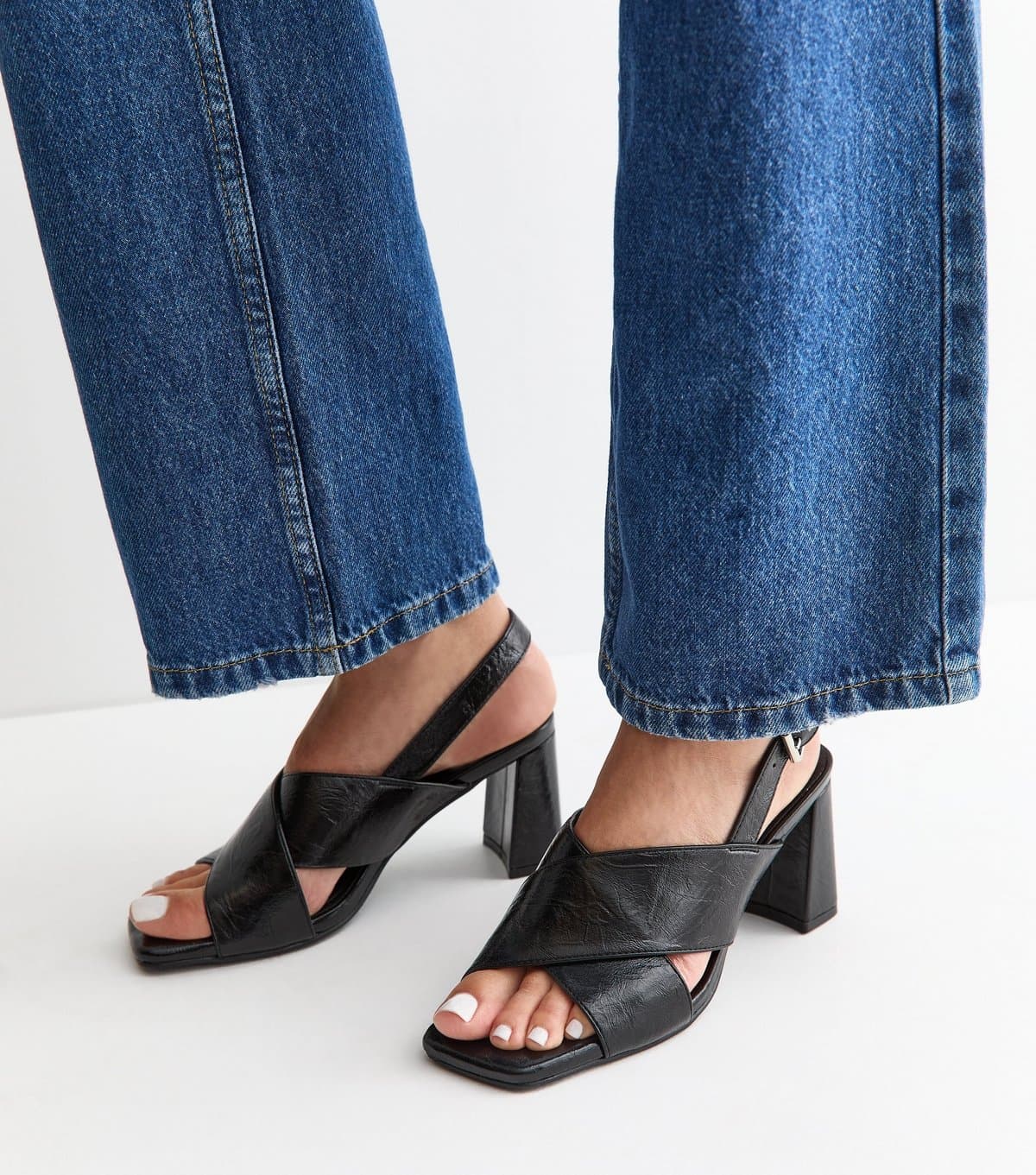 New Look New Look Black Faux Leather Cross Over Strap Block Heel Sandals
