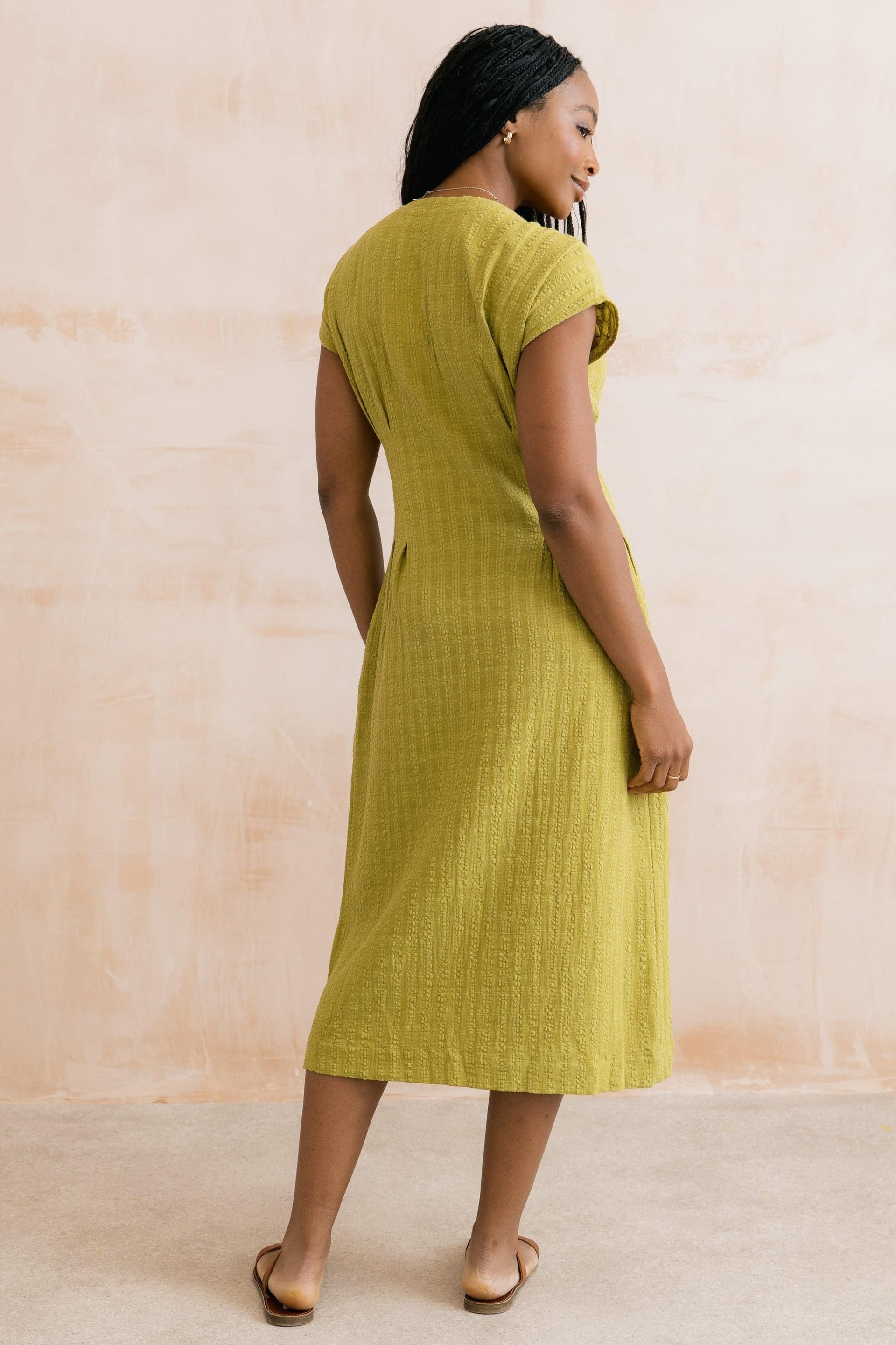Lily & Me Lily & Me Women's Drift Textured Seersucker Midi Dress in Lime - 4