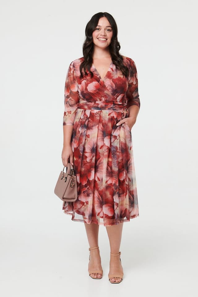 Izabel London Izabel London Women's Curve Floral 3/4 Sleeve Midi Wrap Dress in Red - 2
