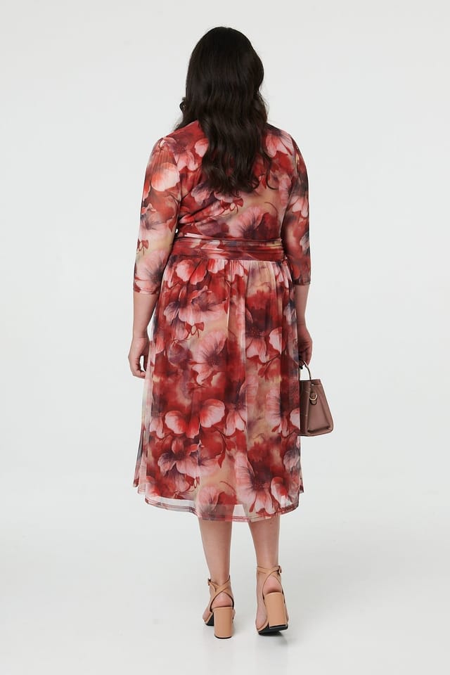 Izabel London Izabel London Women's Curve Floral 3/4 Sleeve Midi Wrap Dress in Red - 3