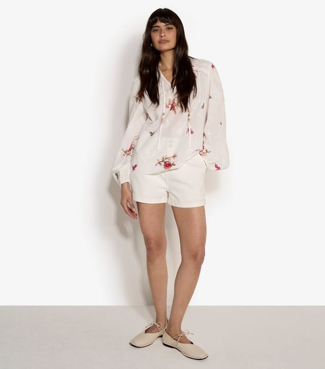 Apricot Women's White Floral Embroidered Shirt Apricot New Look - 2