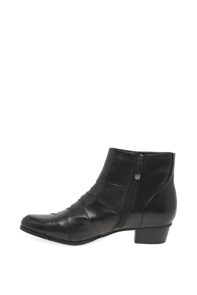 Regarde le Ciel Regarde Le Ciel Women's 'Stefany 172' Ankle Boots in Black - 2