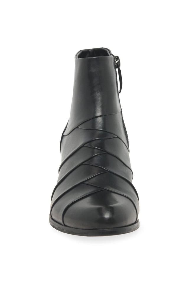 Regarde le Ciel Regarde Le Ciel Women's 'Stefany 172' Ankle Boots in Black - 3
