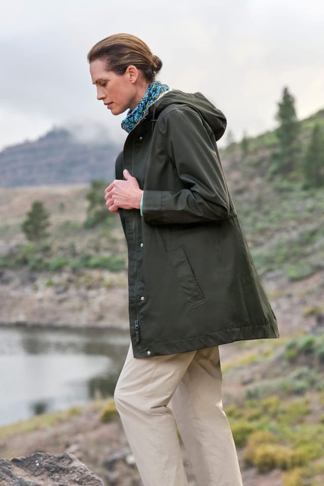WoolOvers WoolOvers Women's Ramble Raincoat in Green - 3