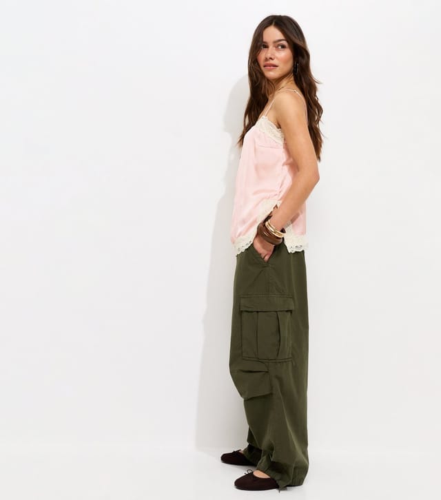 New Look Women's Petite Dark Khaki Cotton Cargo Trousers New Look - 2