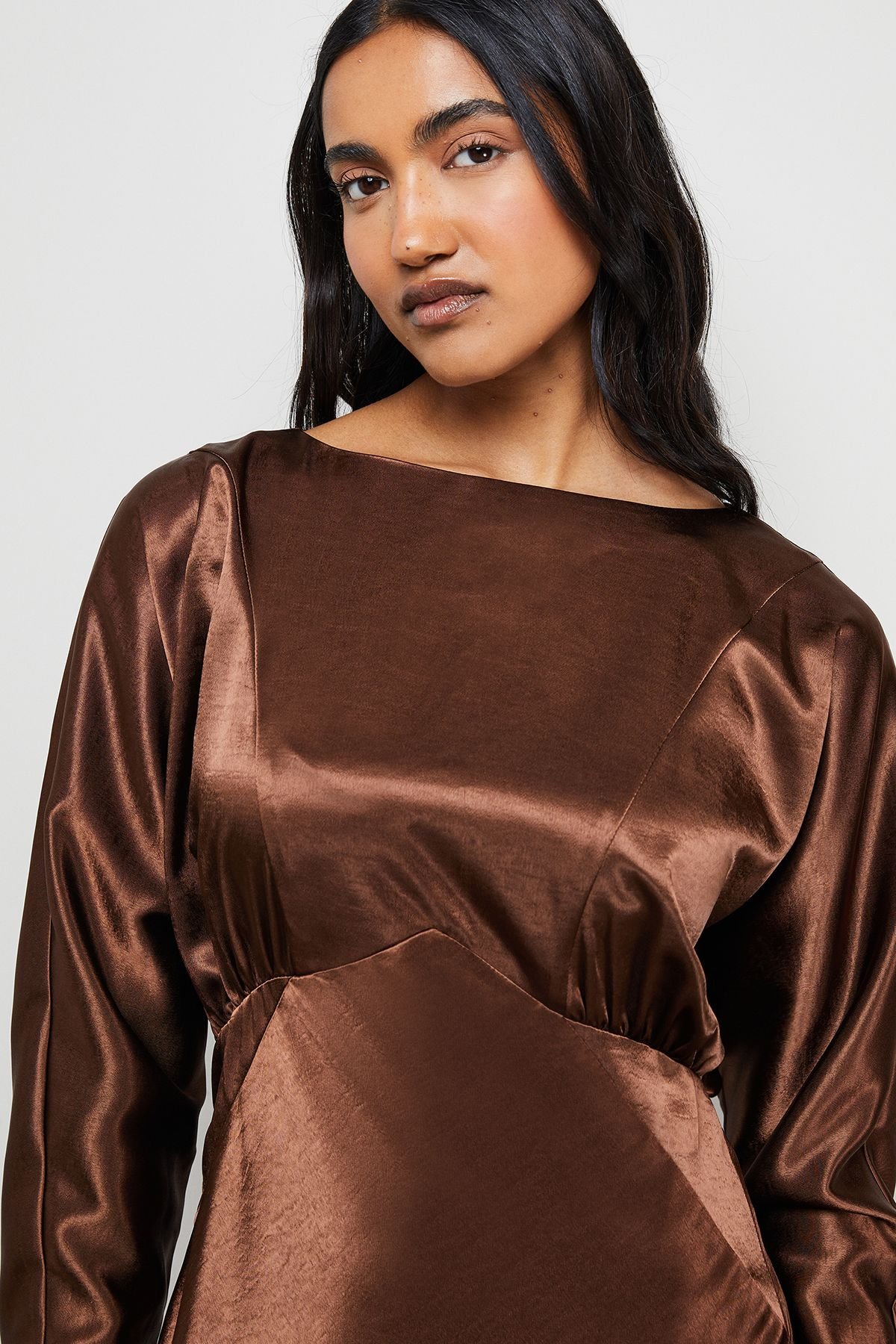 Warehouse Warehouse Women's Satin Batwing Draped Midaxi in Chocolate - 4