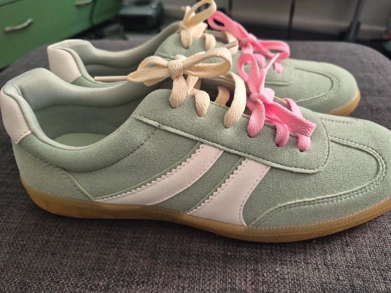 New Look Size 7 New Look Green Trainers Double Laces