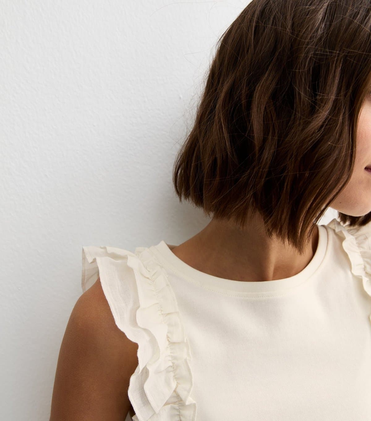 New Look Women's Off White Ruffle Sleeve Top New Look