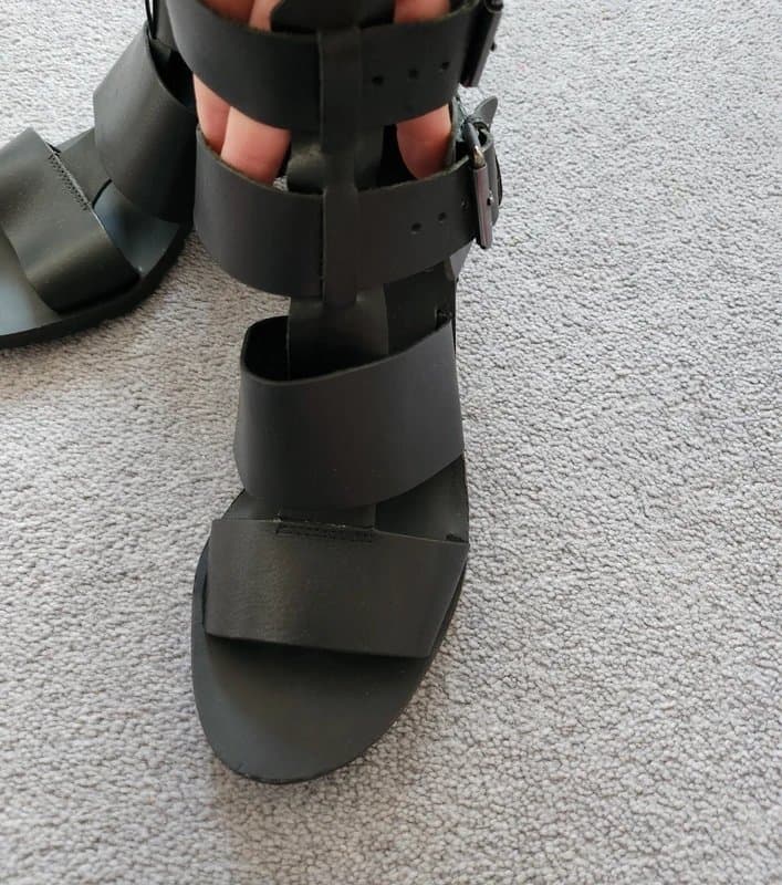 Bershka Bershka Leather sandals sz 6