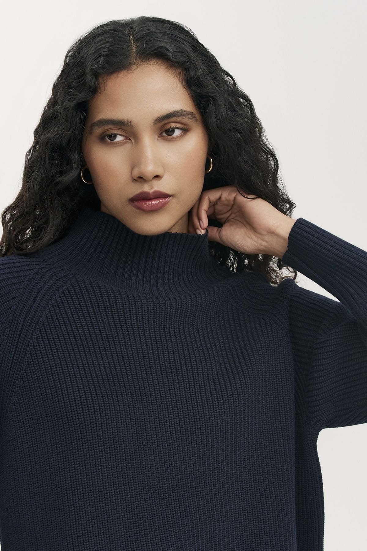 Finery London Finery London Women's Kaela Funnel Neck Knitted Jumper in Dark Navy - 4