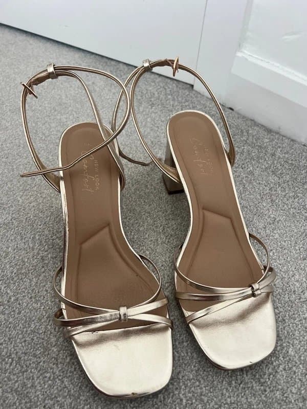 New Look Gold Strappy Heeled Sandals – Size 7 – New Look