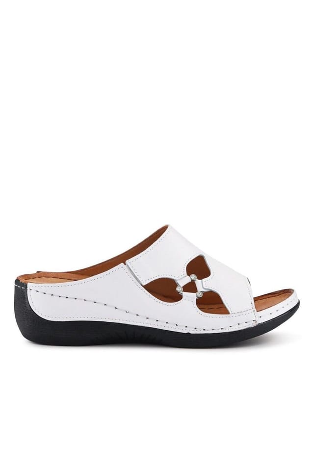 Pavers Pavers Women's Leather Wedge-Heeled Mules in White - 2
