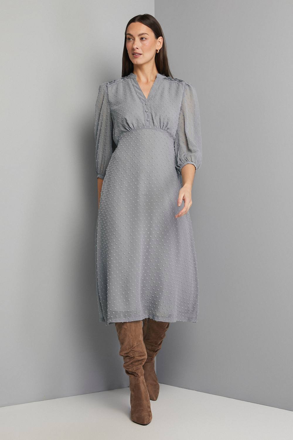 Wallis Wallis Women's Dobby Pleat Detail Button Midi Dress in Sage - 2