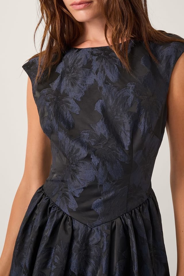 Monsoon Monsoon Women's Jayda Sleeveless Floral Jacquard Midi Dress Blue in Dark Navy - 3