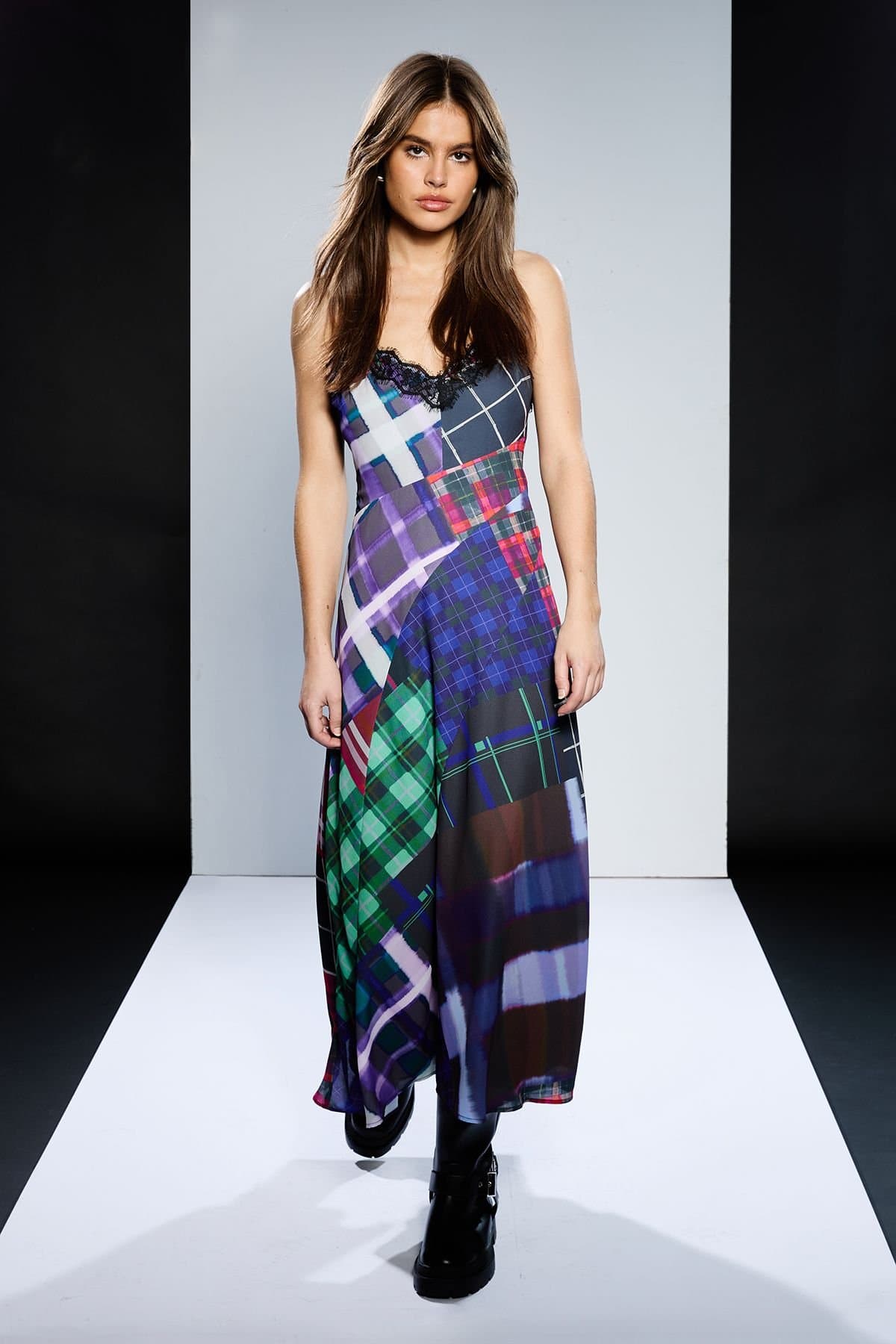 RUNWAY 1.8.1.8 RUNWAY 1.8.1.8 Women's Strappy Lace Detail Check Midi Slip Dress