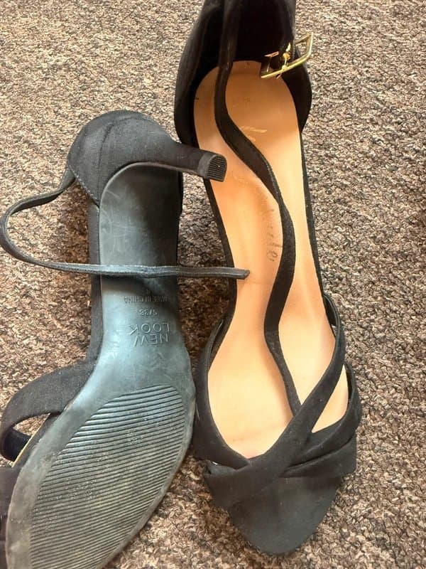 New Look New look size 5 black heels