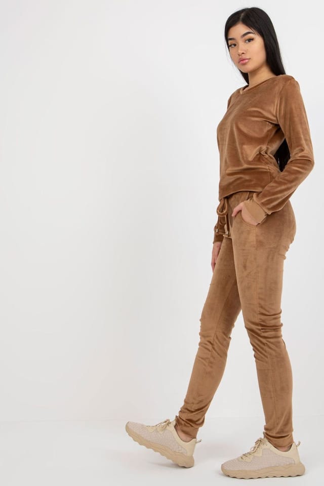 Love Lace Love Lace Women's Velour Tie Waist Blouse & Pants Set in Brown - 2