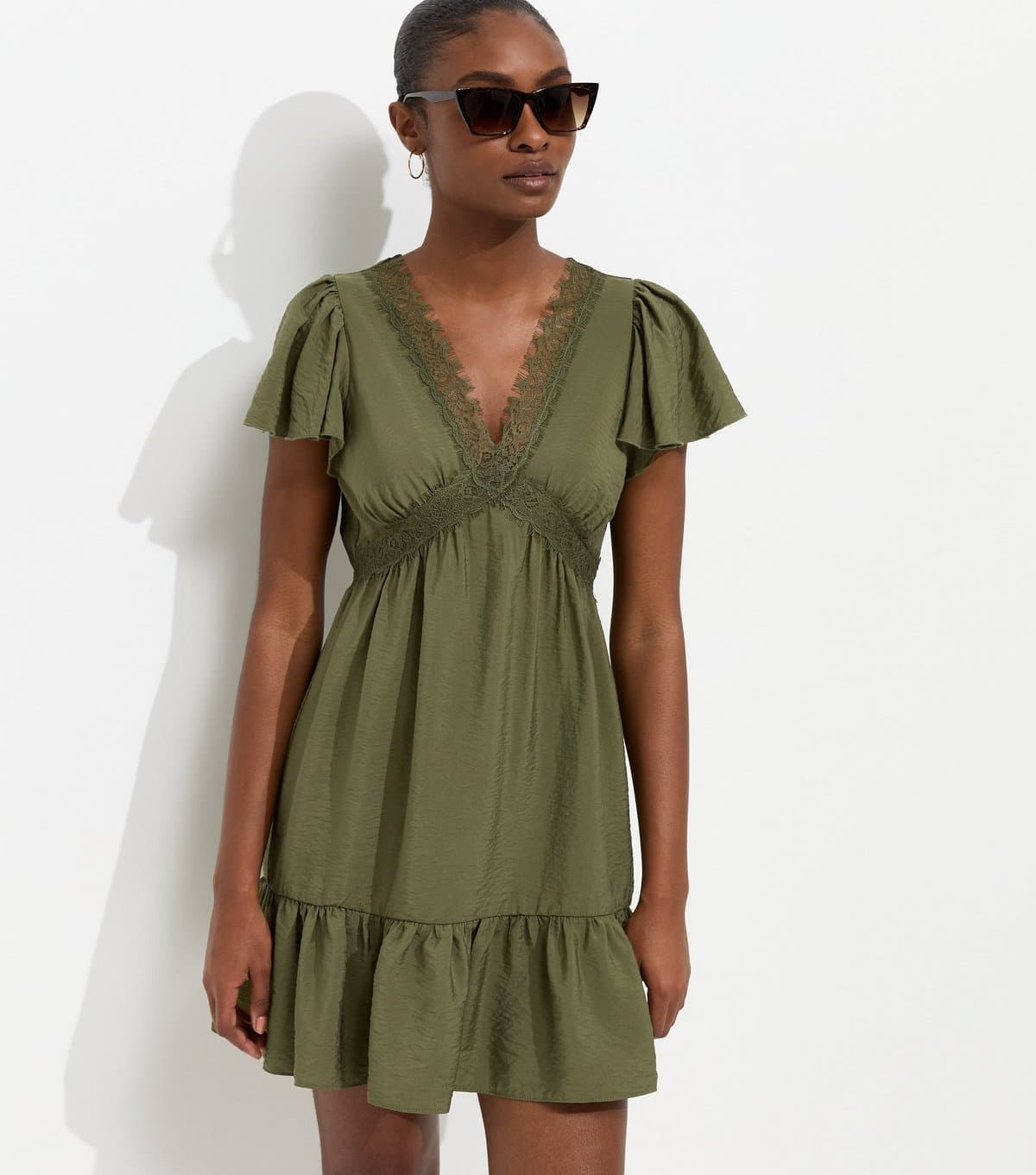New Look Women's Dark Khaki Crinkle Texture Lace Trim V Neck Mini Dress New Look