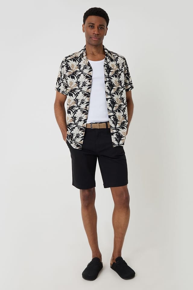 Threadbare Threadbare Men's Abstract Print Relaxed Fit Short Sleeve Shirt in Black - 3