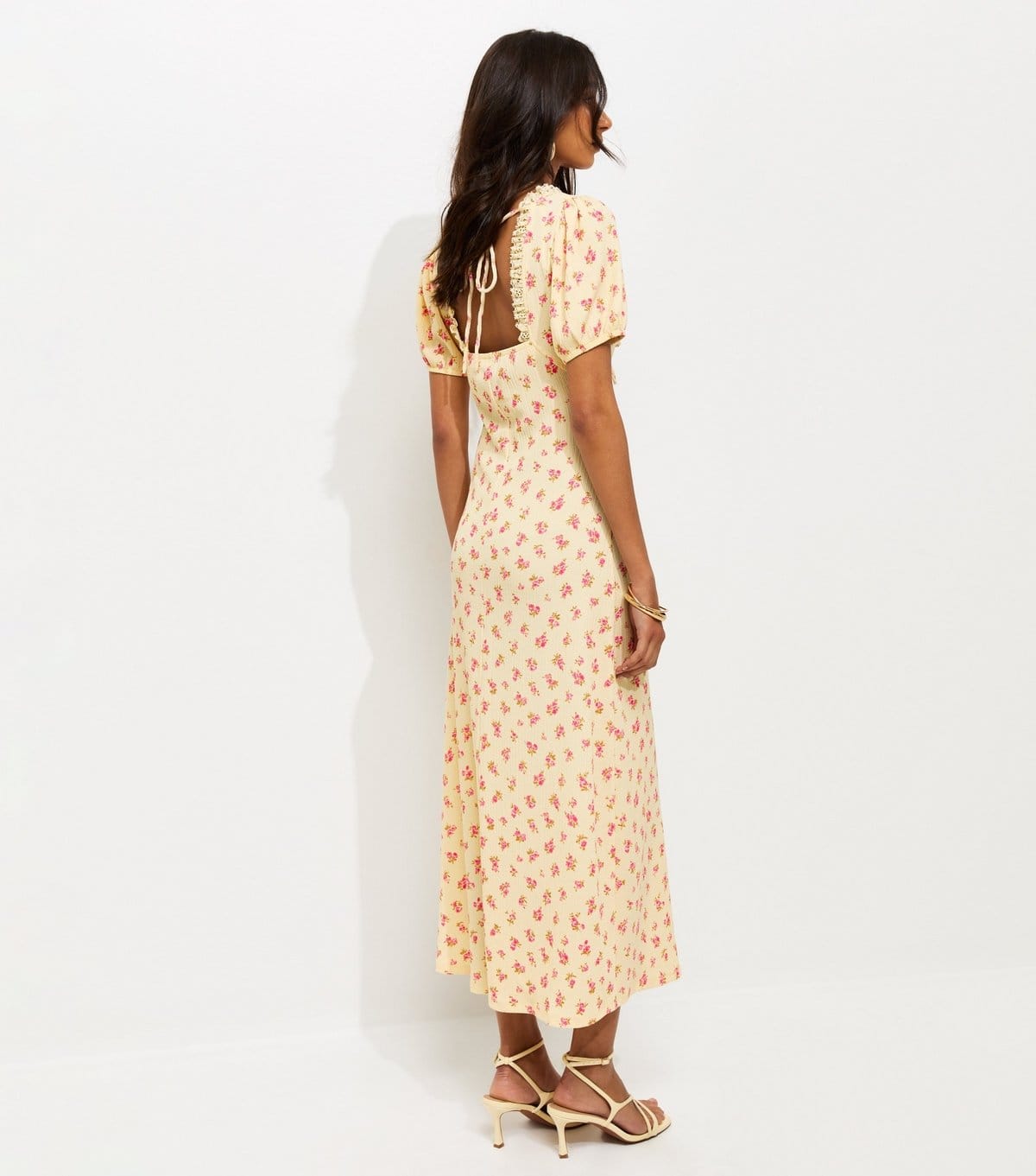 New Look Women's Yellow Crinkle Texture Floral Print Milkmaid Midi Dress New Look - 4