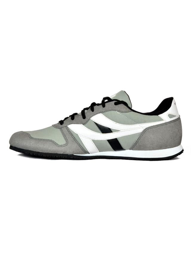 QUIVE QUIVE Men's ClassicFit Premium Leather Sneakers for Men in Grey - 3