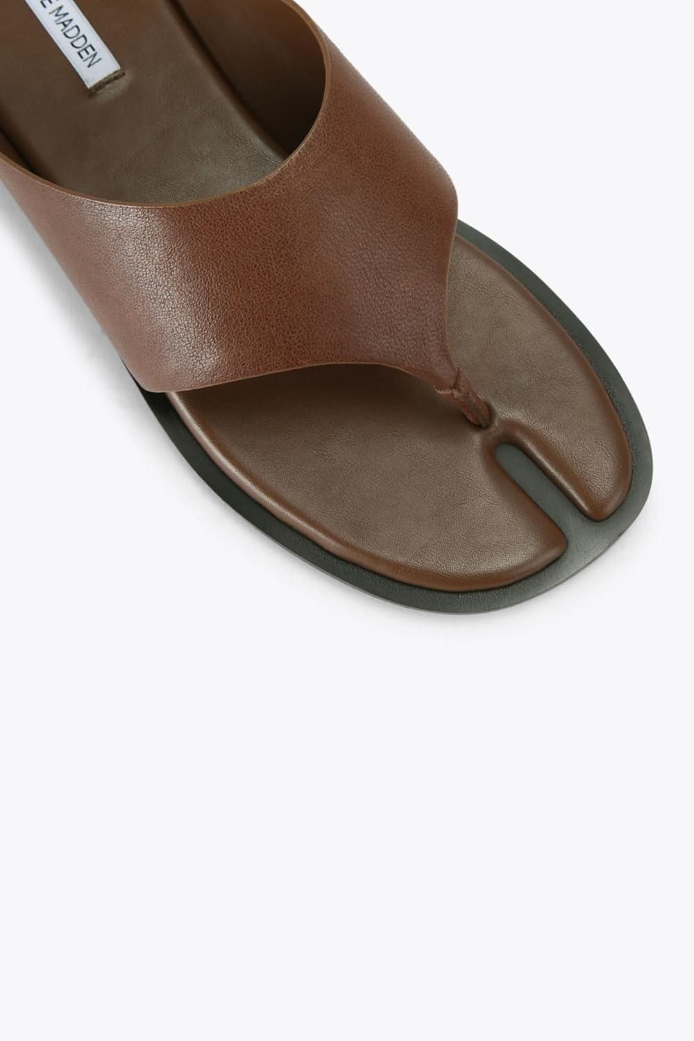 Steve Madden STEVE MADDEN Women's 'Illia Cognac' Leather Sandals in Dark Brown - 4