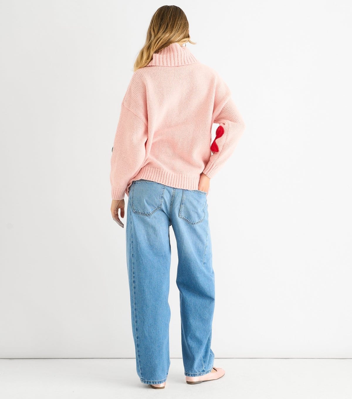 Gini London Women's Petite Pink Floral Applique Oversize Jumper Gini London New Look - 4