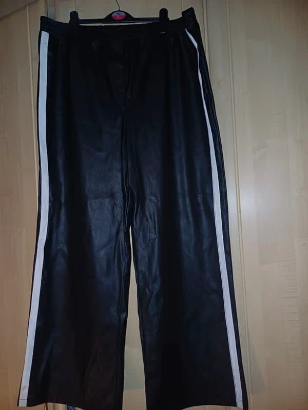 New Look Womens leather trousers