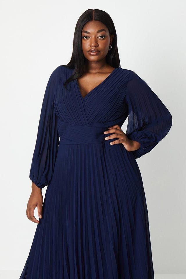 Coast Coast Women's Plus Wrap Front Pleated Georgette Maxi Dress in Navy - 2