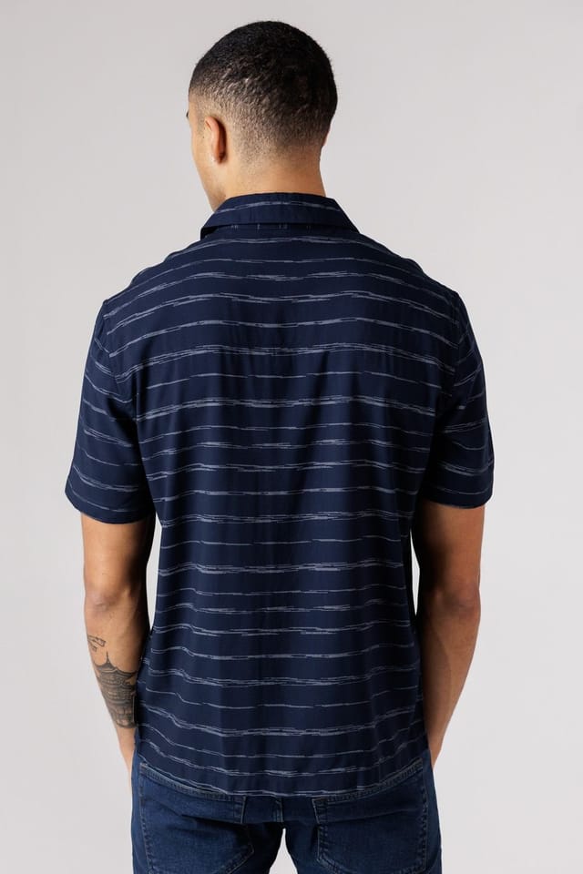 French Connection French Connection Men's Horizontal Stripe Print Short Sleeve Shirt in Navy - 2