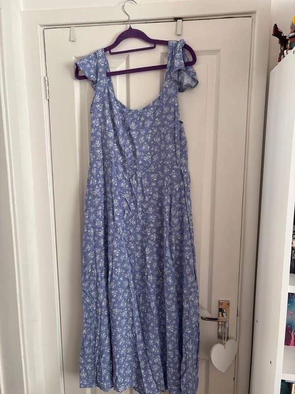 New Look New look blue floral midi summer dress 14