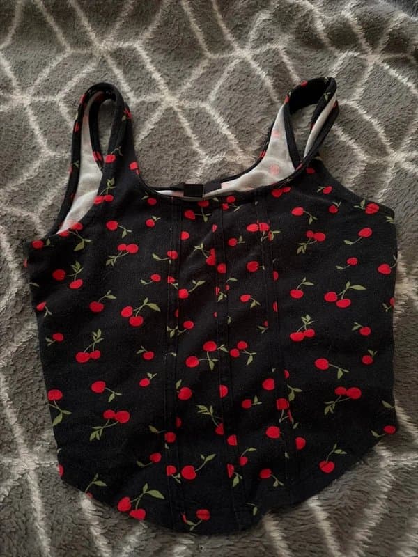New Look Cherry corset