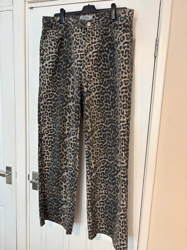 New Look New Look leopard print jeans