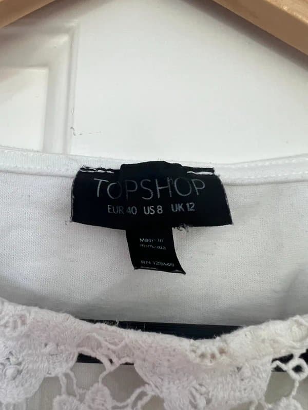 Topshop Topshop white lace sleeveless top
