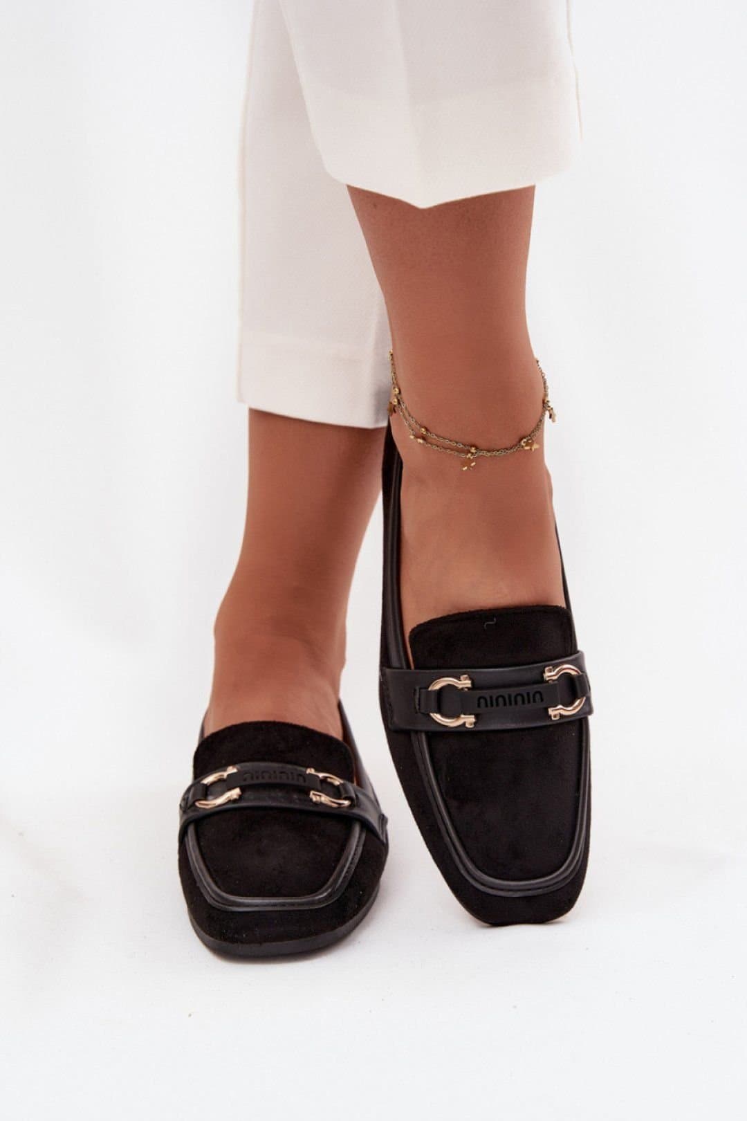 Love Lace Love Lace Women's Elegant Flat Loafers Rounded Toe Comfort Everyday Wear Slip On in Black