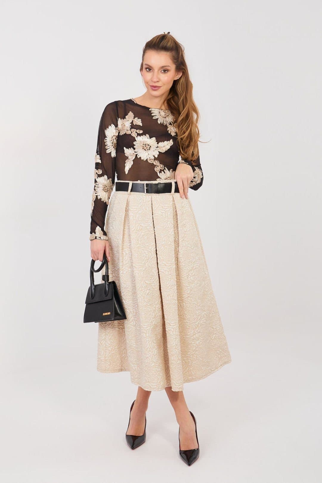 Love Lace Love Lace Women's Flared Midi Skirt with Elastic Waist Pockets in Beige