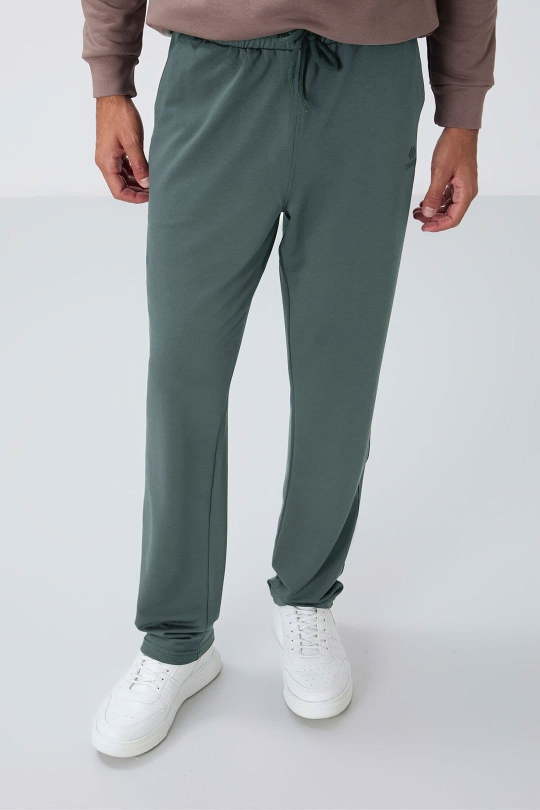 Tommy Life Tommy Life Men's Regular-Fit Cotton Blend Sweatpants in Dark Green - 4