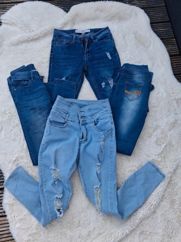 Ashley Bundle of 4 Women's Jeans - Blue & Light Blue