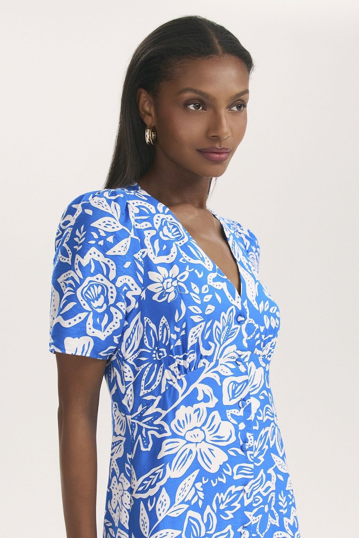 Finery London Finery London Women's Martina Floral Button Through Midi Dress in Bright Blue - 4